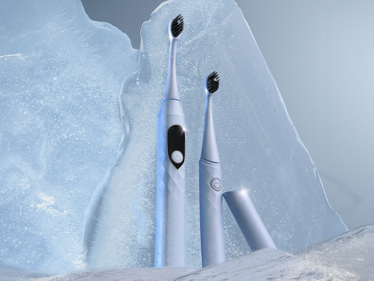 Color: Frost; Travel Toothbrush