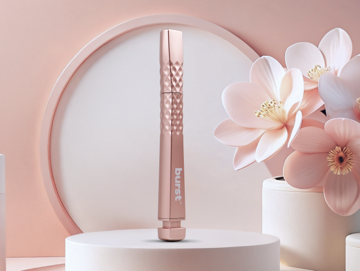 Color: Rose Gold; teeth whitening pen